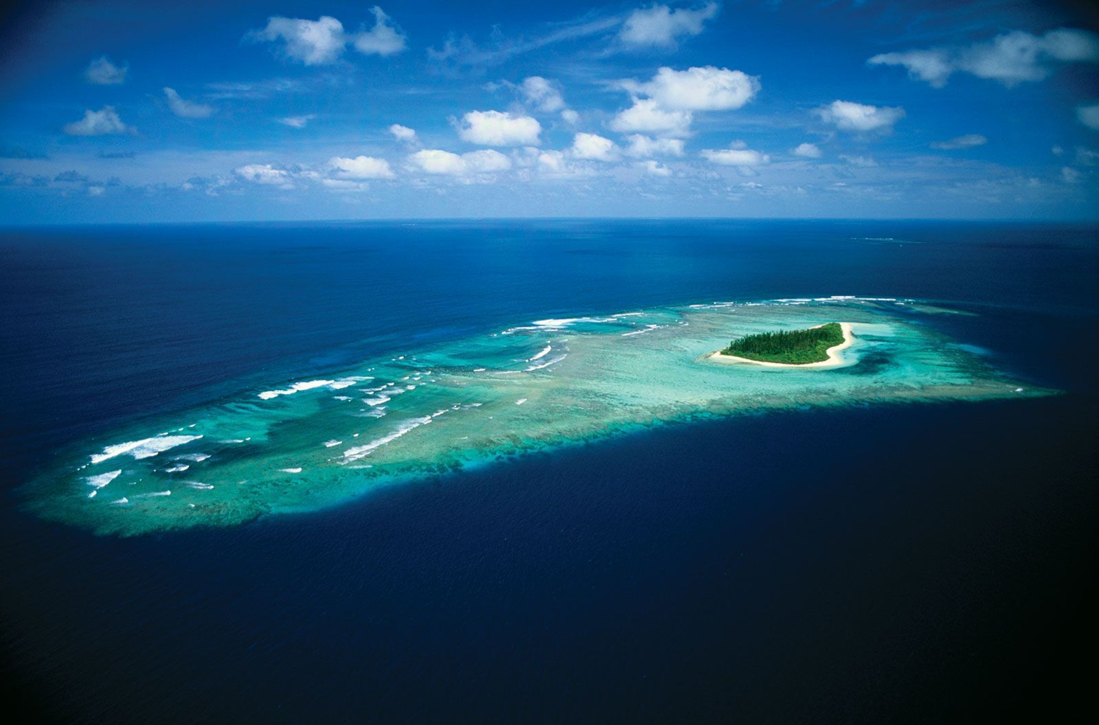 1600x1056 New Caledonia. History, Geography