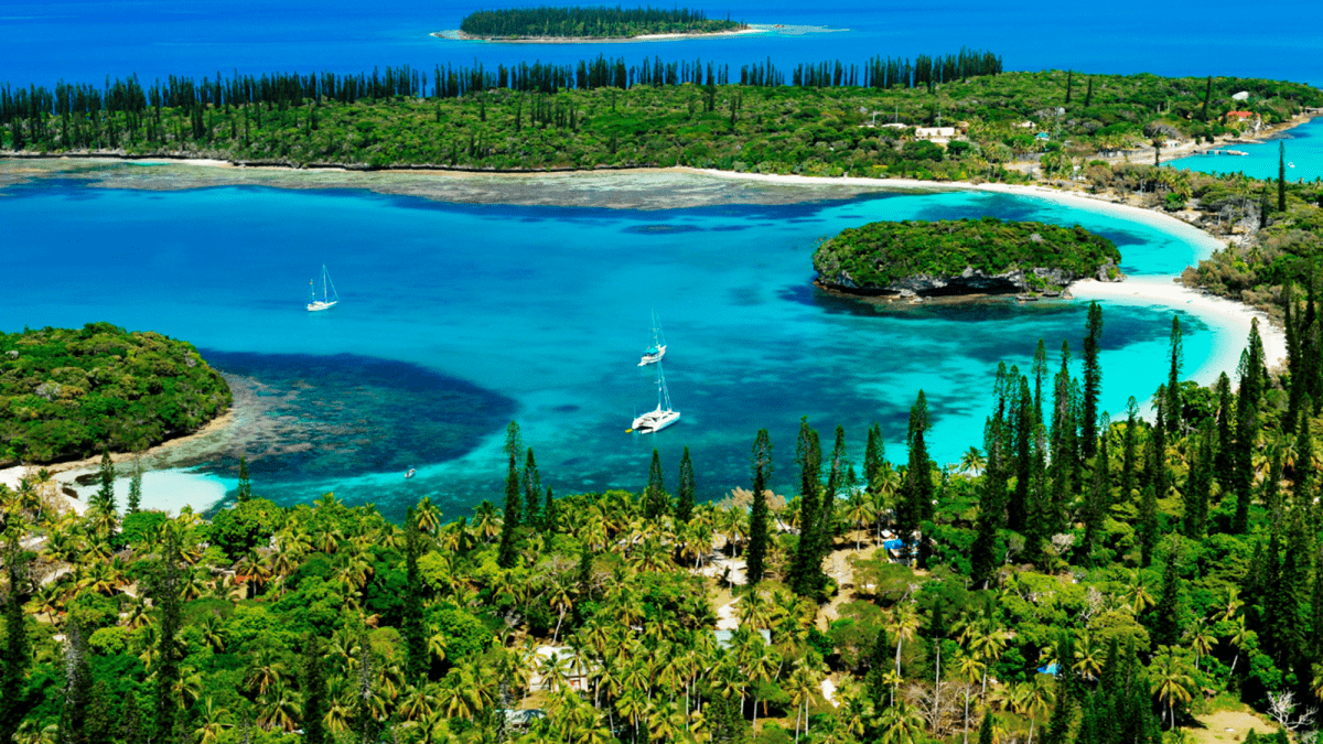 1200x675 Day charter itinerary Caledonia