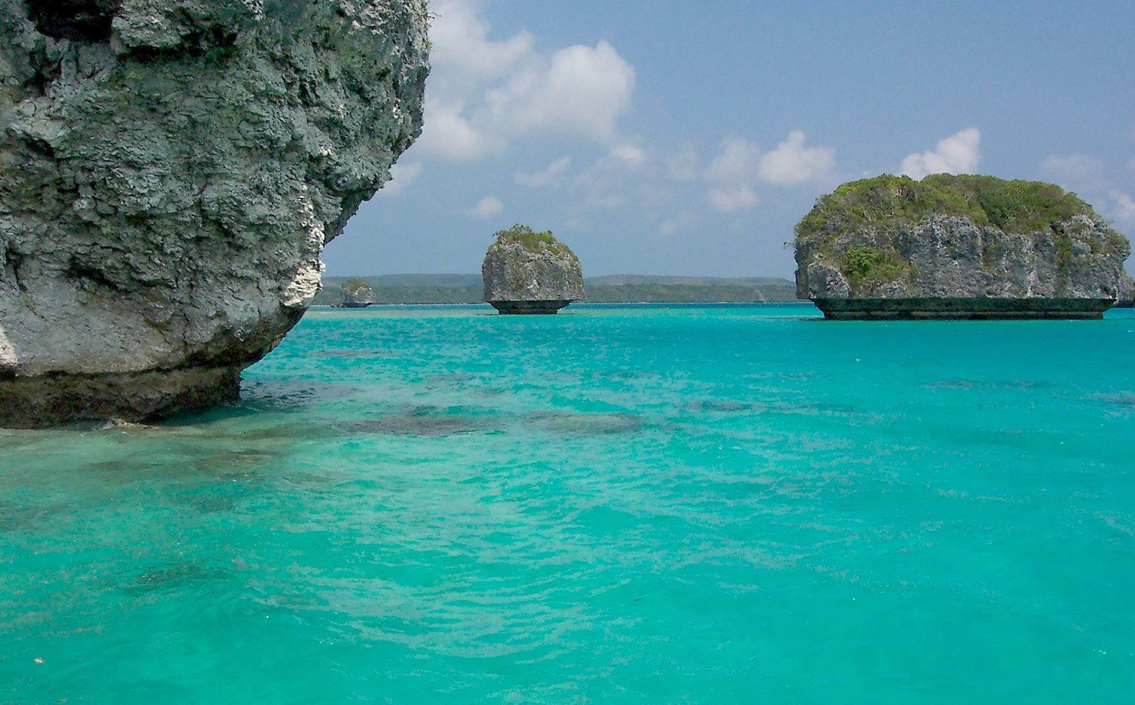 1600x994 New Caledonia. History, Geography