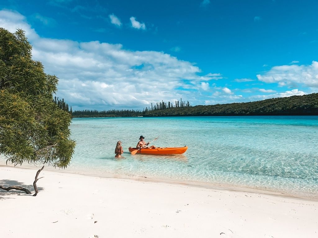 1024x768 New Caledonia Tourism