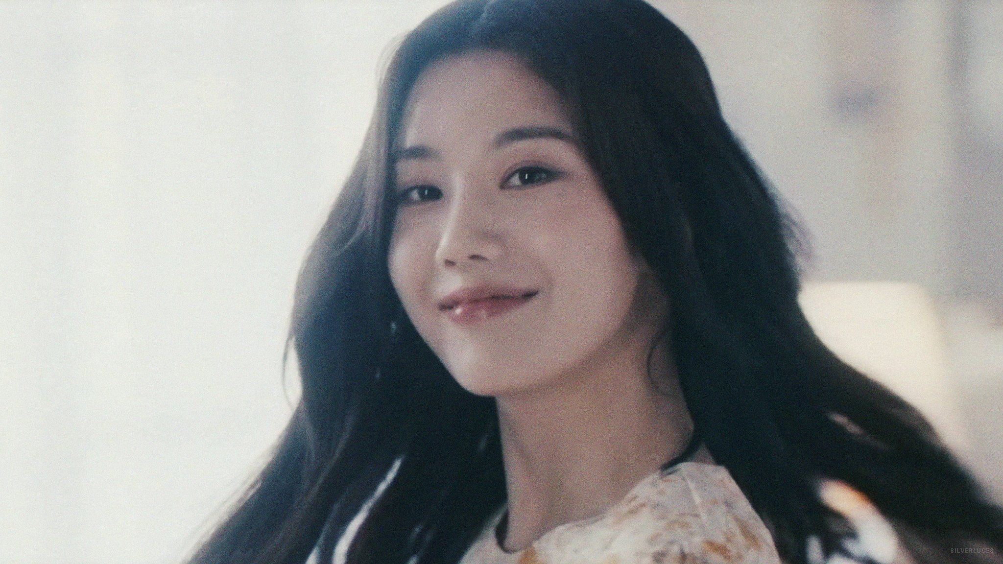 2048x1152 Kwon Eunbi desktop wallpaper