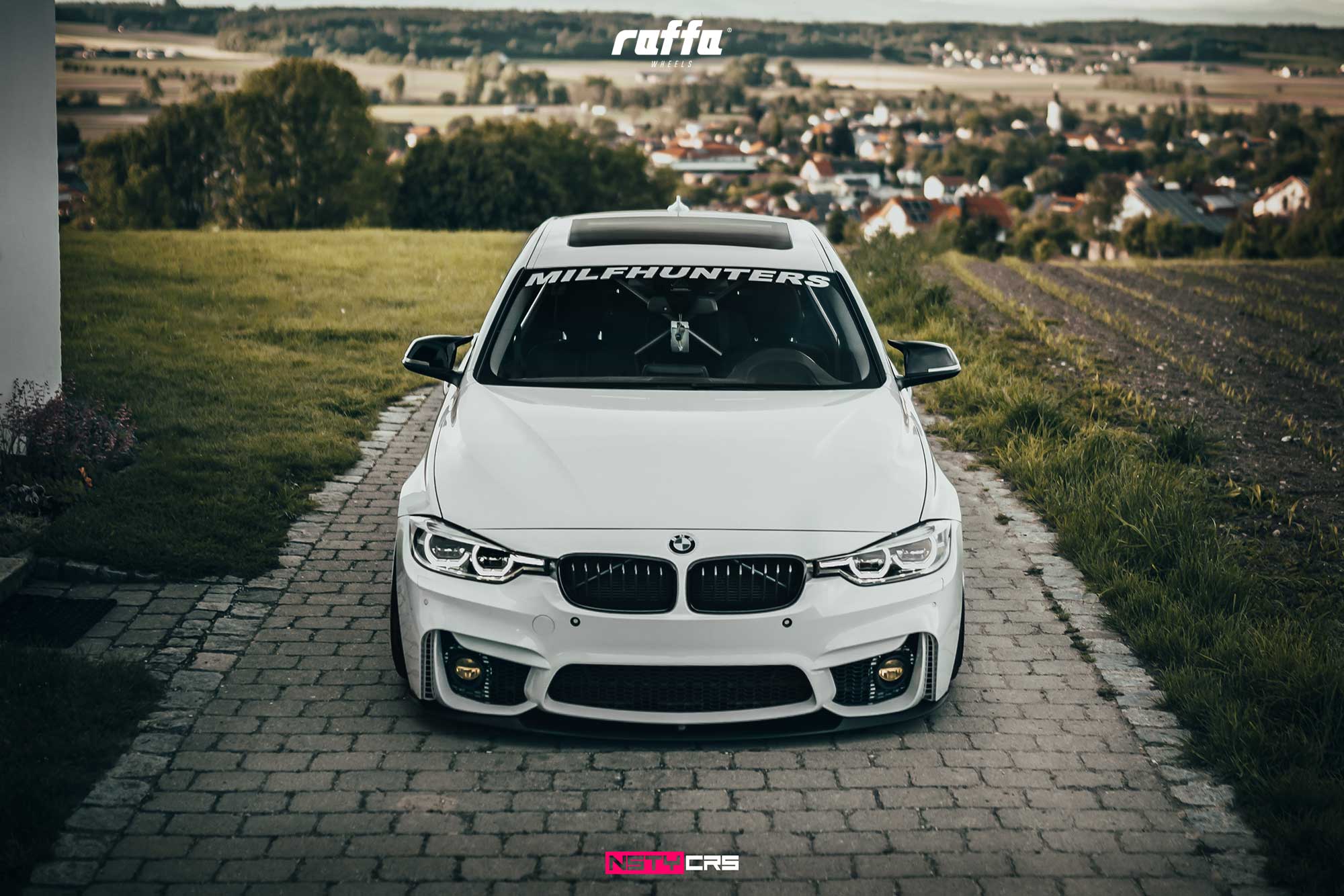 2000x1334 BMW F31 RS03 HYPERSILVER DIAMOND CUT