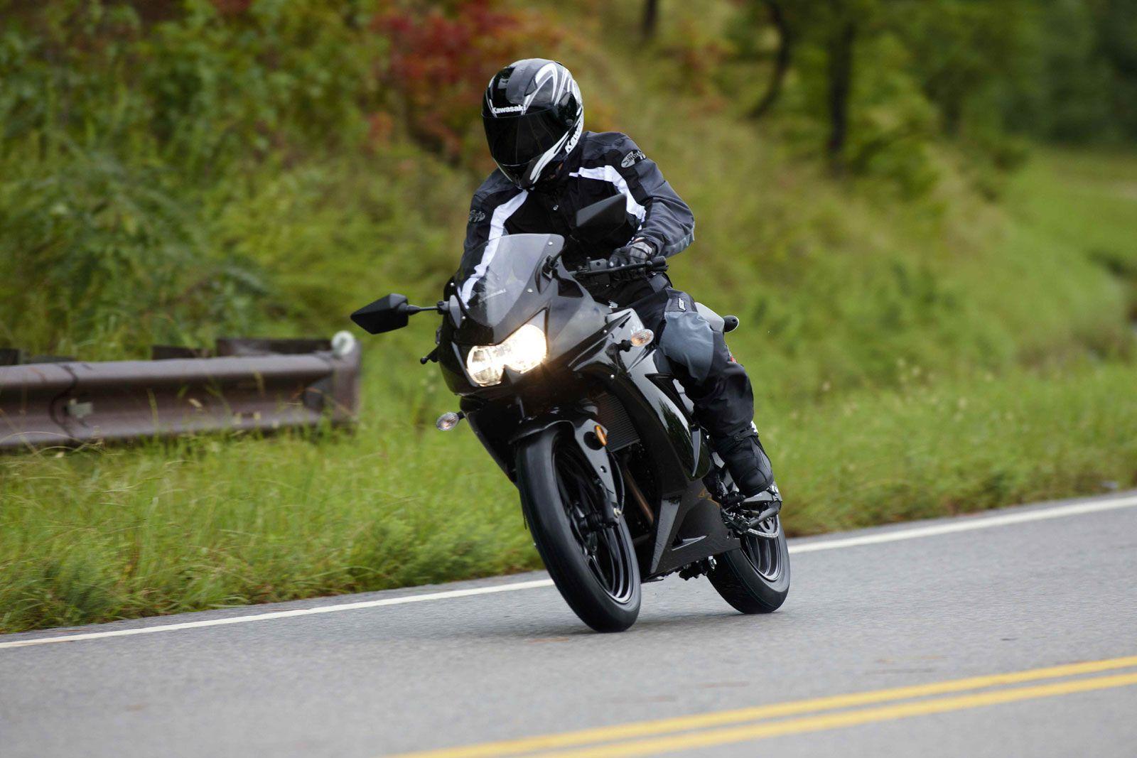 1600x1067 Bikes & Motorcycles 2009 Kawasaki Ninja 250 R wallpaper Desktop