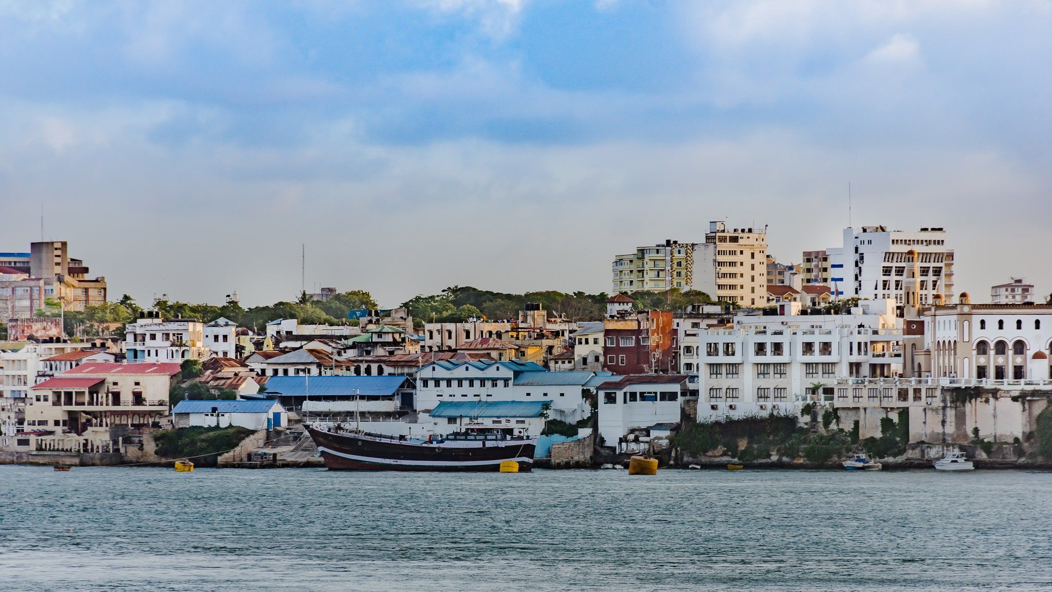 2048x1152 Mombasa to Lamu: a nostalgic journey up