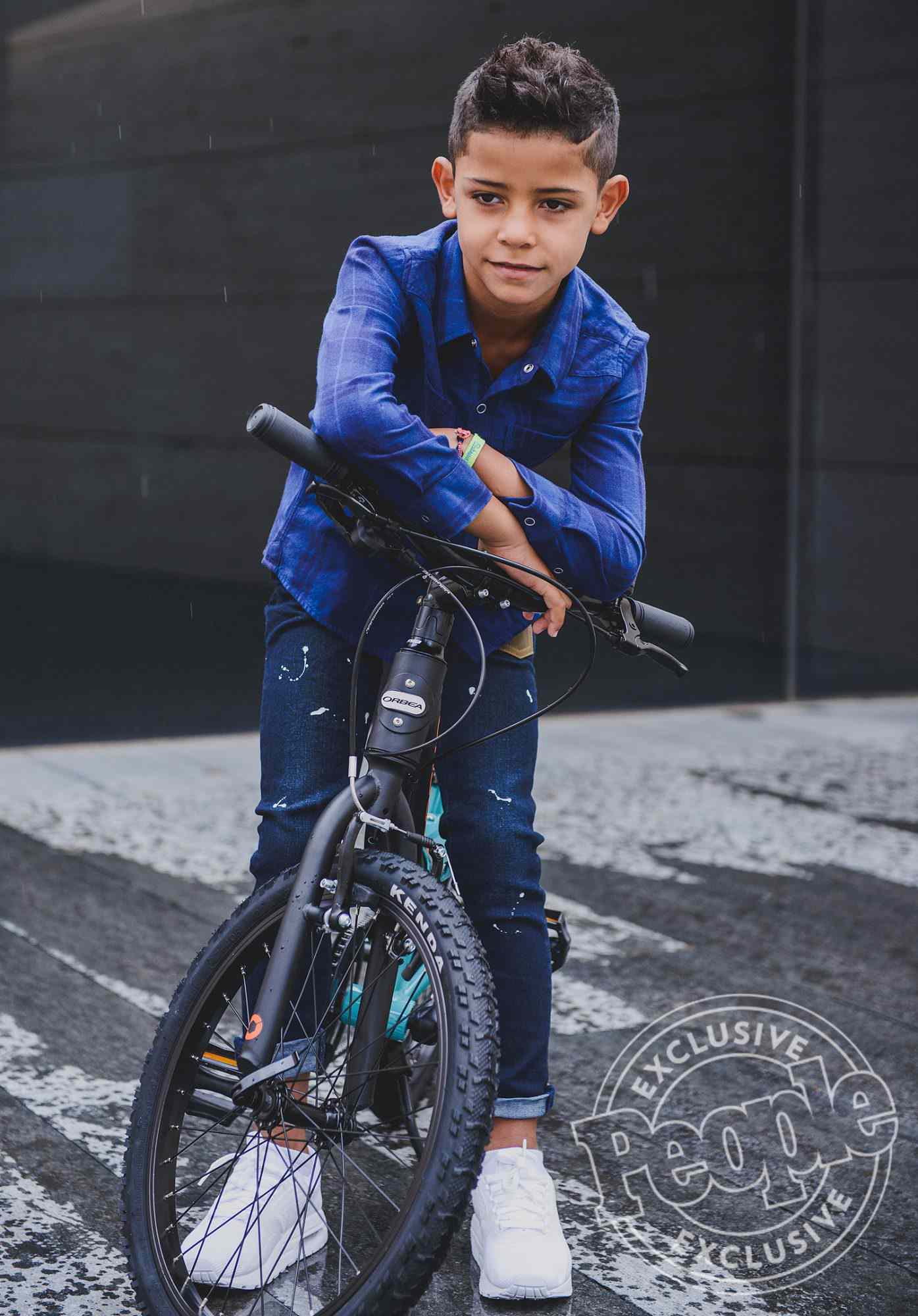 1395x2000 Cristiano Ronaldo and Son: Fashion