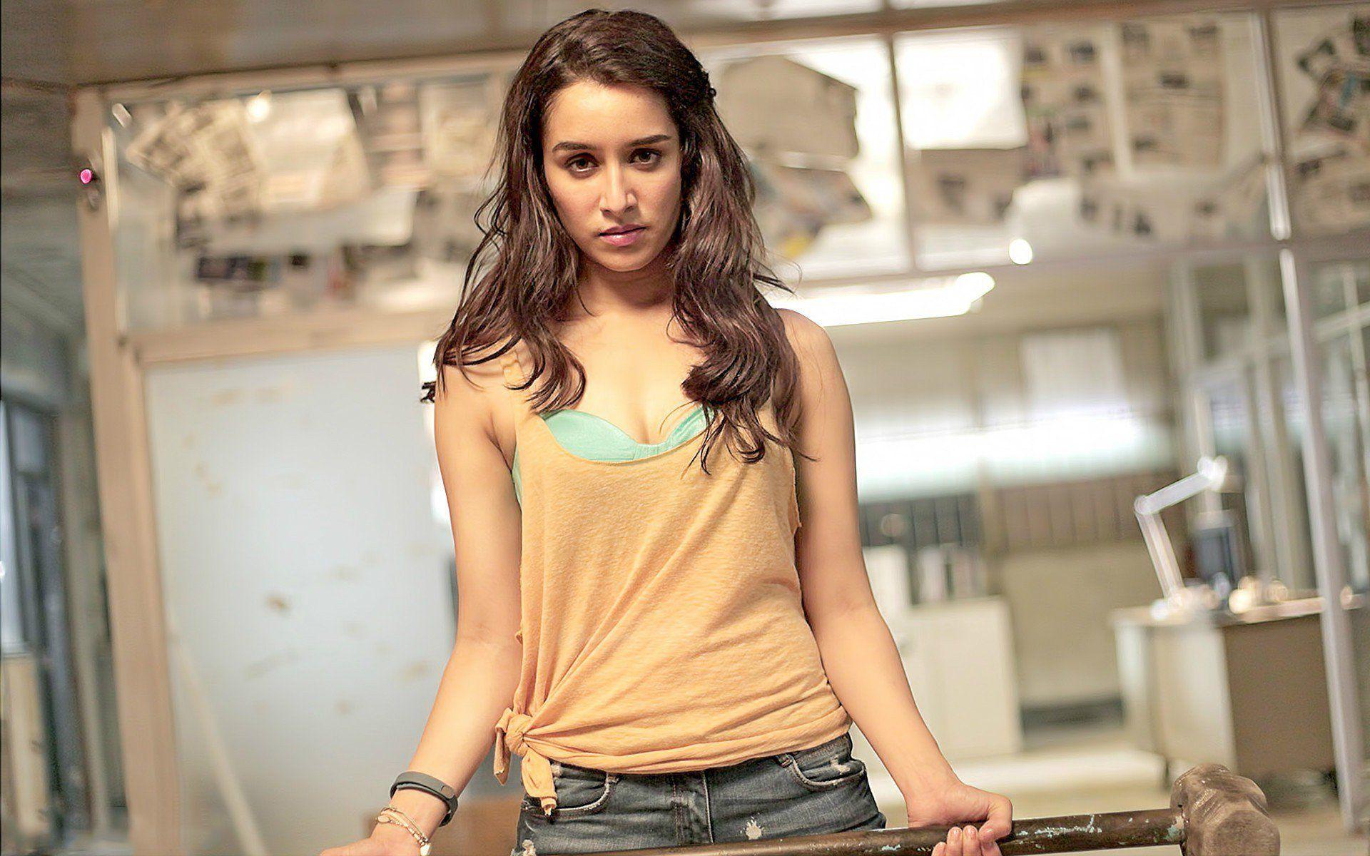 1920x1200 Shraddha Kapoor In Baaghi, HD Indian Celebrities, 4k