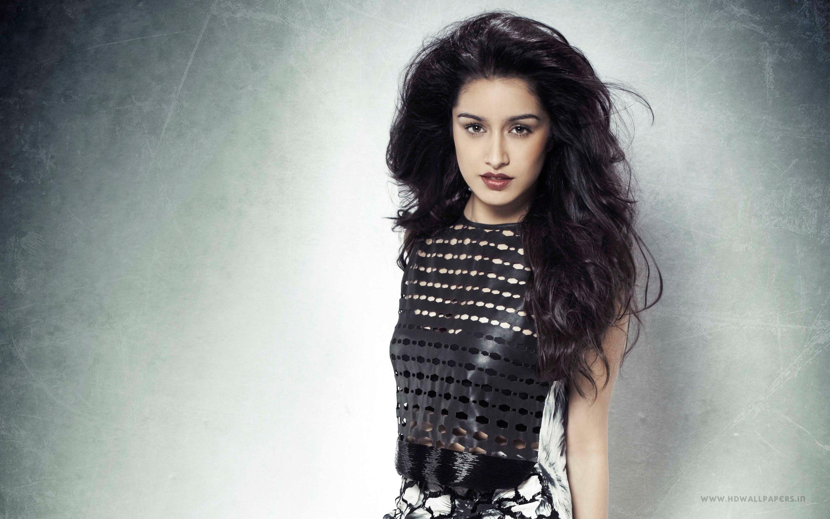 2880x1800 Shraddha Kapoor Wallpaper