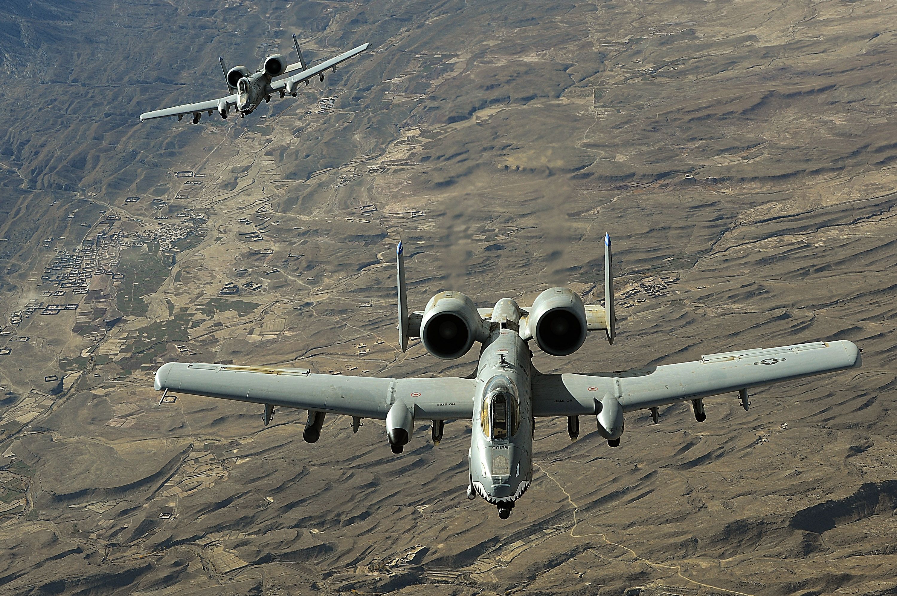 3000x1996 HD Wallpaper: A 10 Thunderbolt II Over