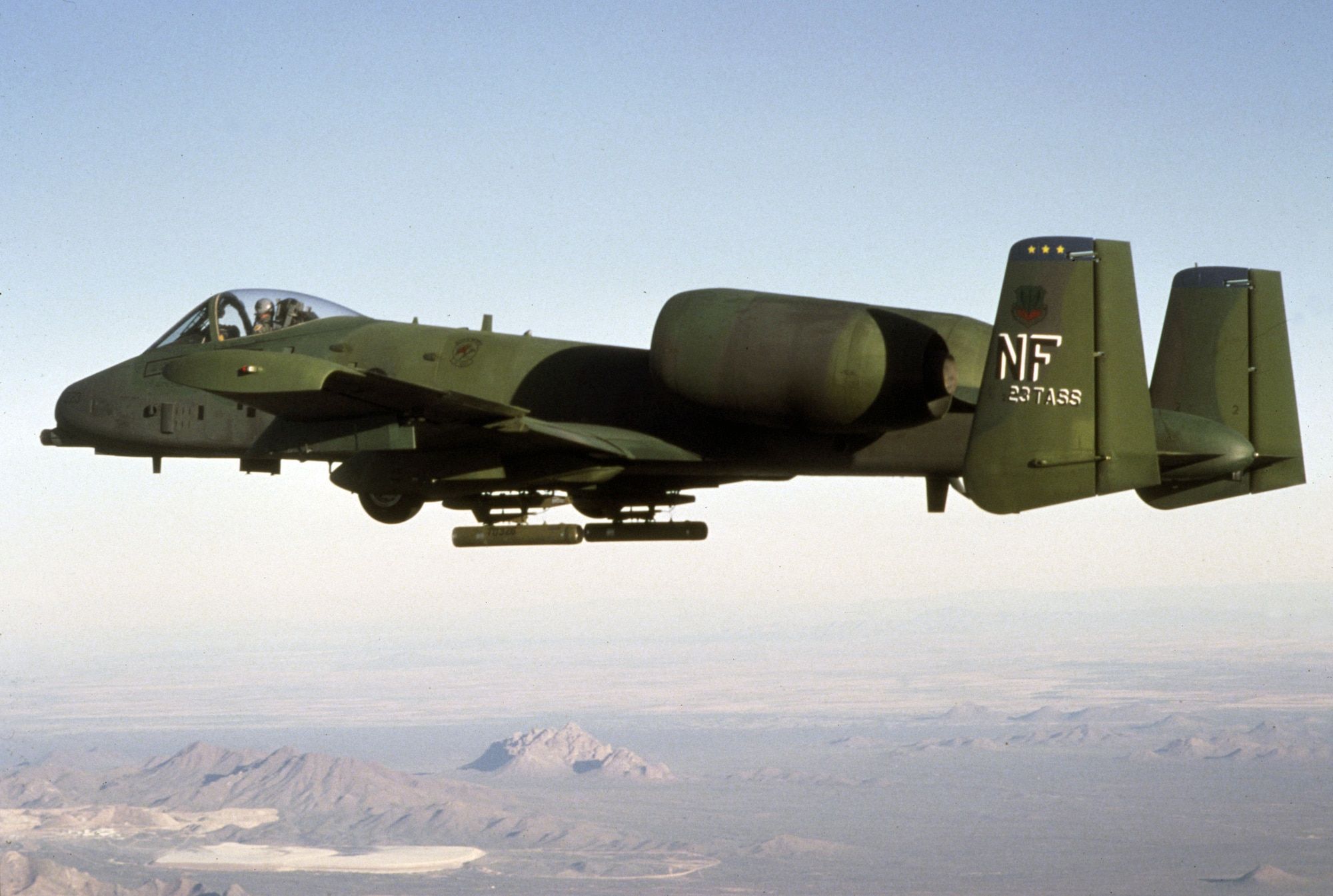 2000x1345 A 10C Thunderbolt II > Air Force > Fact