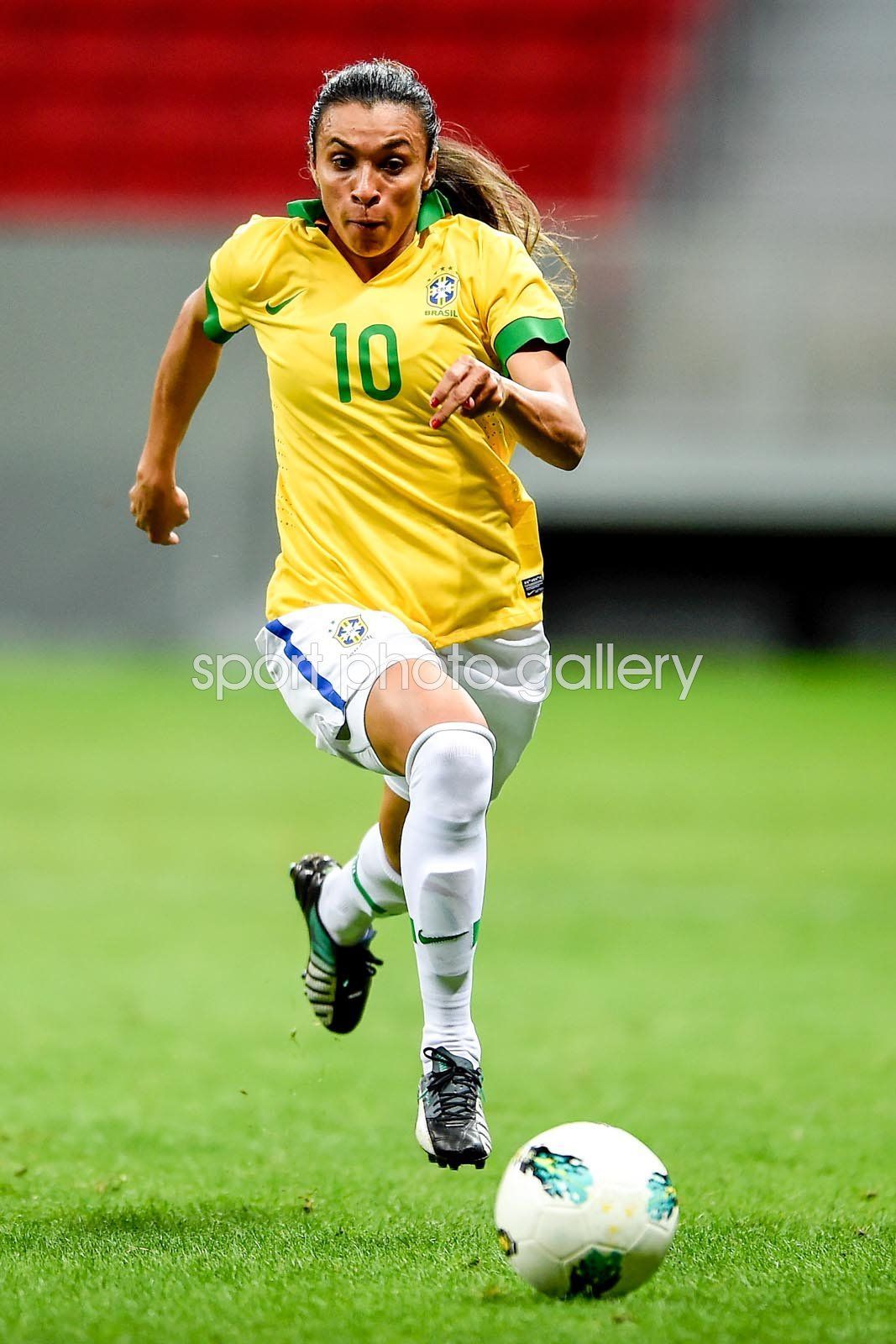 1067x1600 Marta Brazil Football Legend v