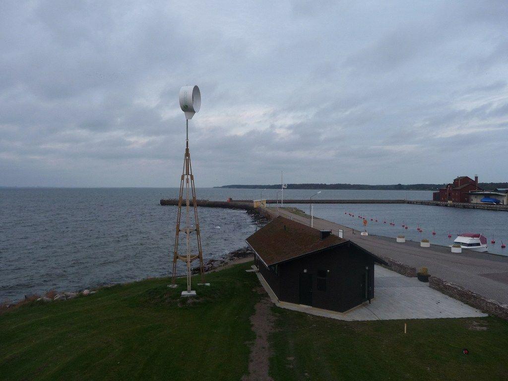 1024x768 Wooden Towers for Small Wind Turbines