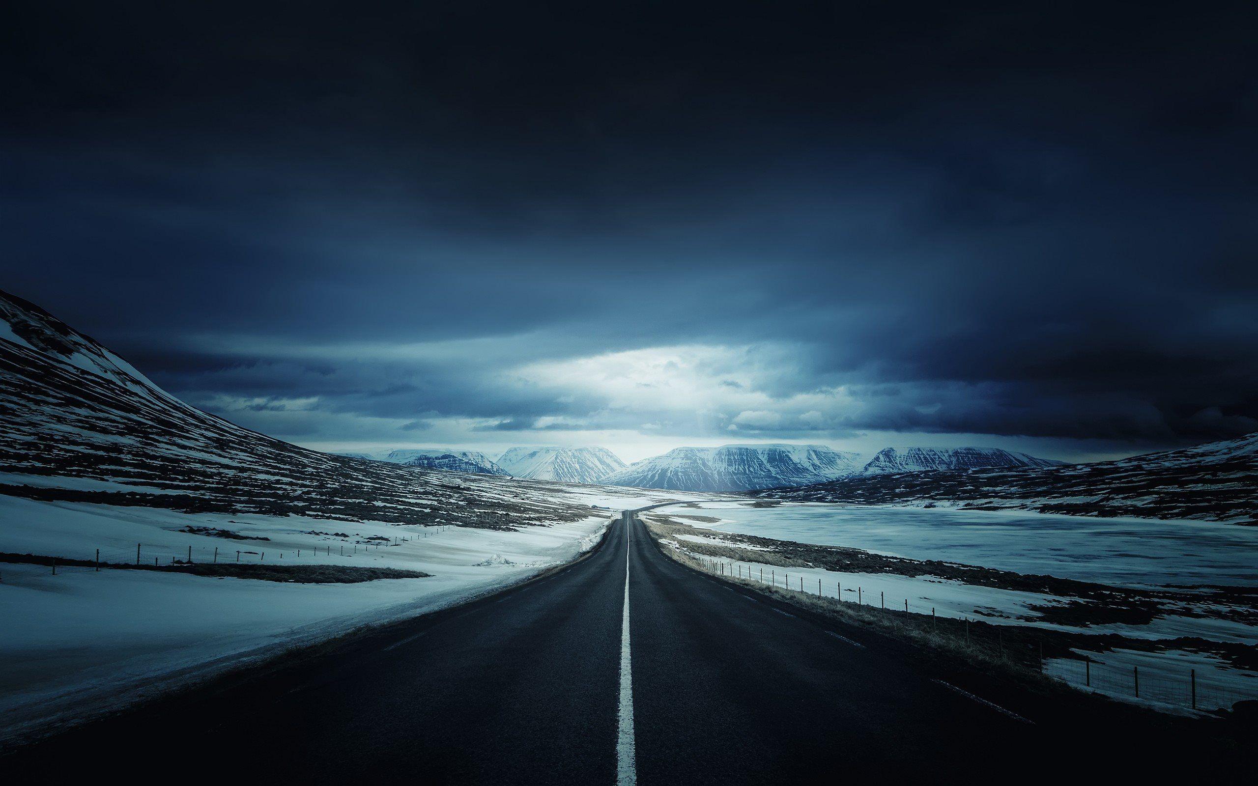 2560x1600 Download wallpaper iceland, asphalt highway, road, winter