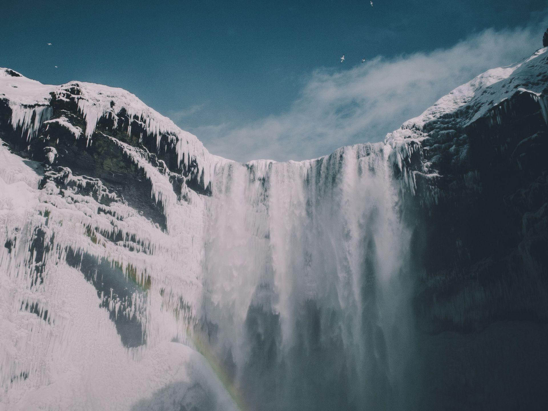 1920x1440 Wallpaper 4k Blue Sky Waterfall Snow Iceland Mountains 4k