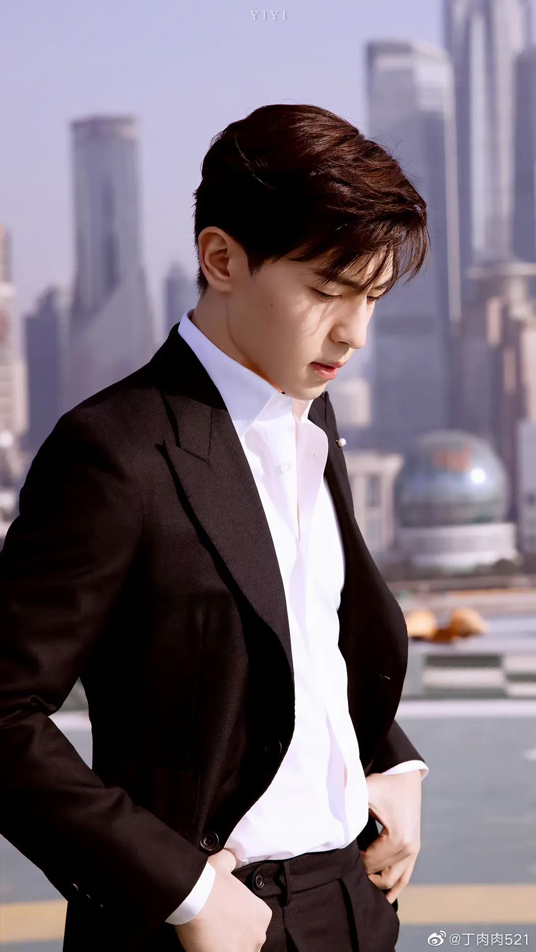Deng Lun Wallpapers - Top Free Deng Lun Backgrounds - WallpaperAccess