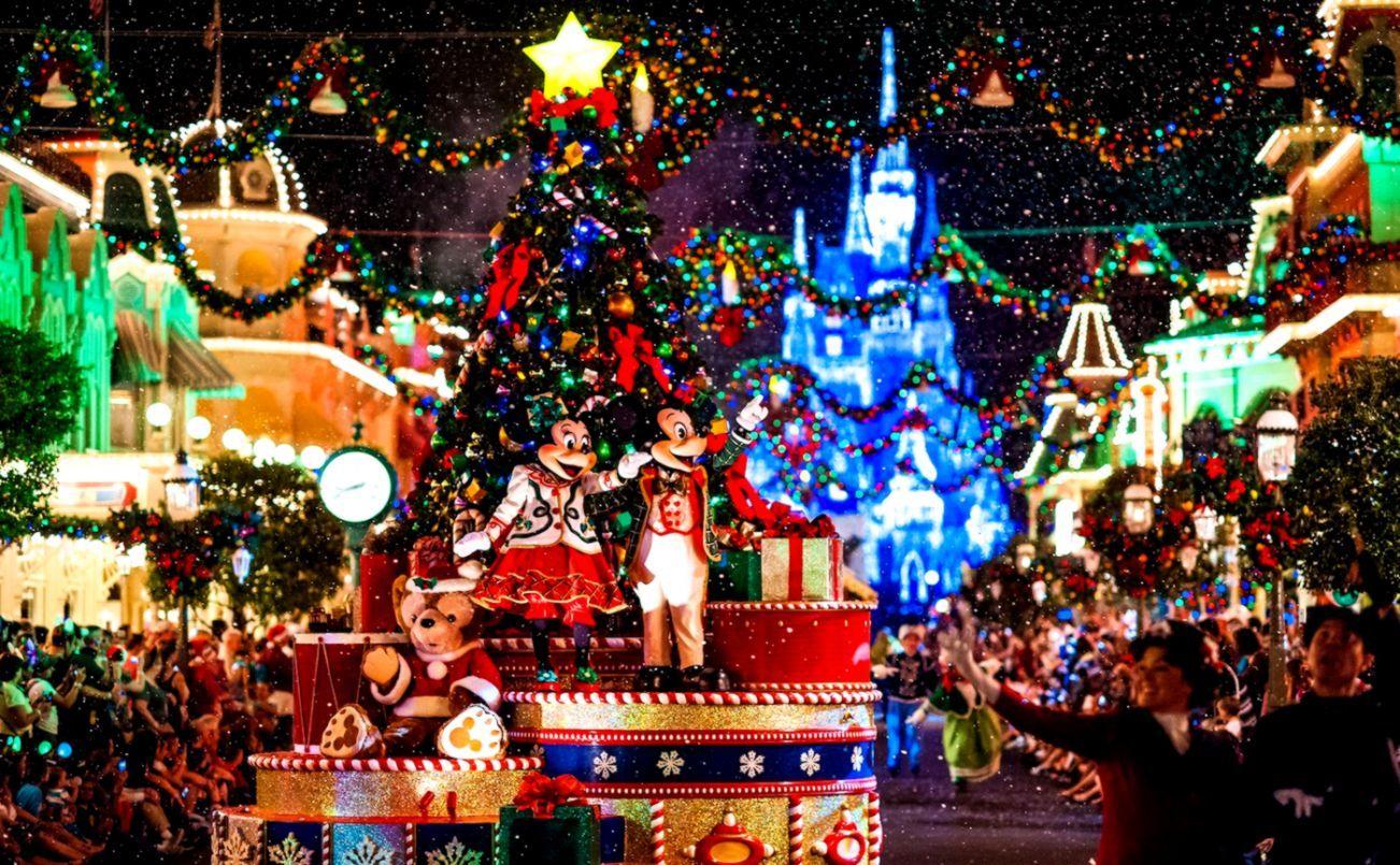 Disney Christmas Wallpapers - Top Free Disney Christmas Backgrounds ...