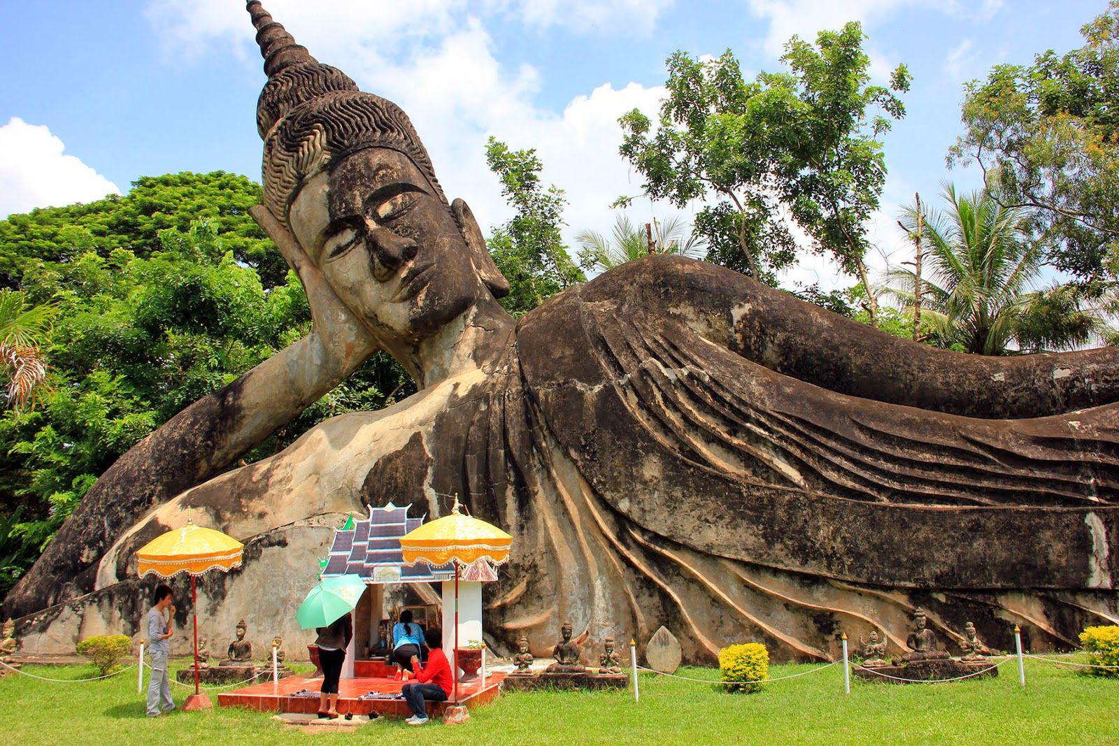 1600x1067 Classic Vientiane Laos Tour 3 Days. Viet