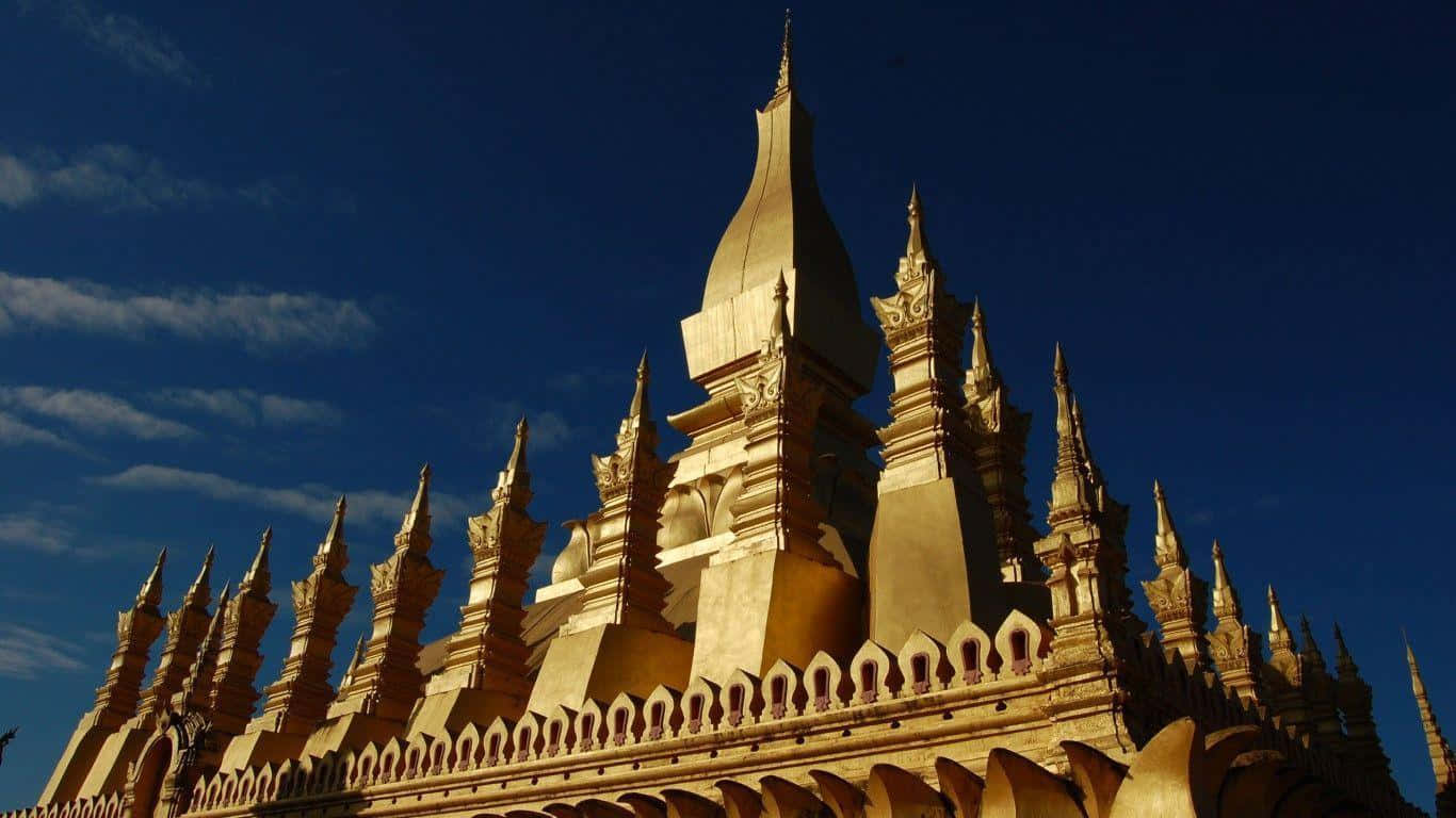 1366x768 Luang Profile In Vientiane Wallpaper