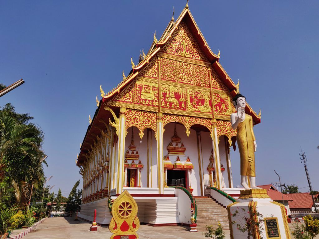 1024x768 image of Vientiane