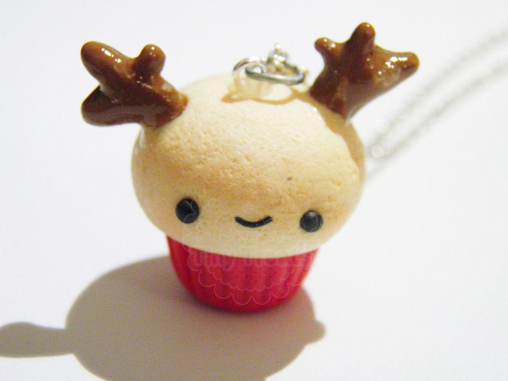 1024x768 Kawaii Reindeer Cupcake Necklace