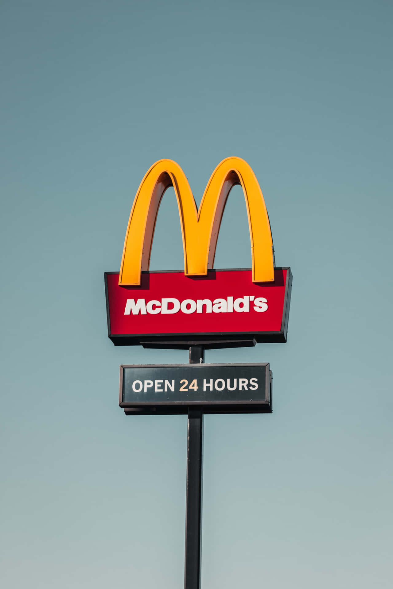 1280x1920 McDonalds Burger Wallpaper