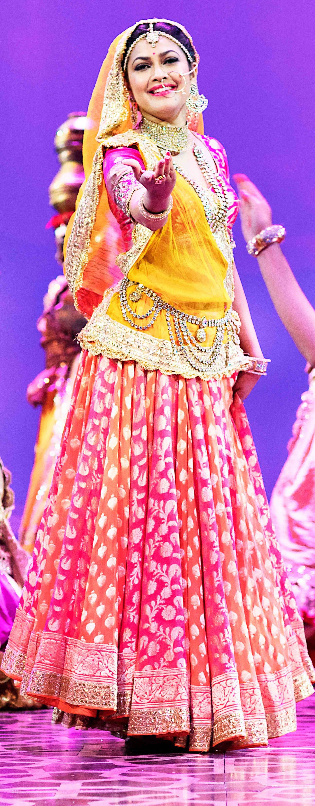 1296x3312 Faces Behind Mughal E Azam, The Musical