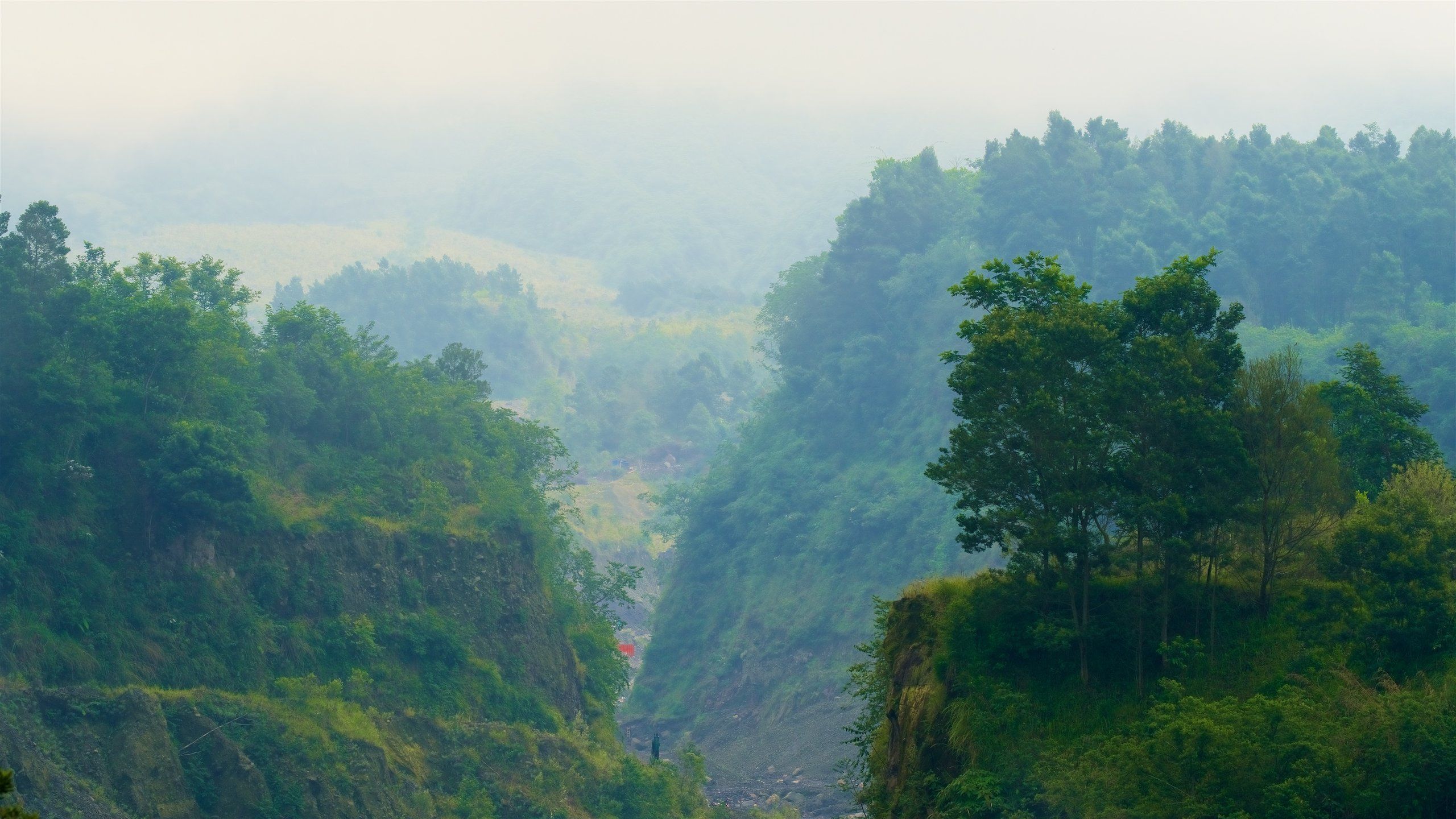 2560x1440 Mount Merbabu National Park Tours