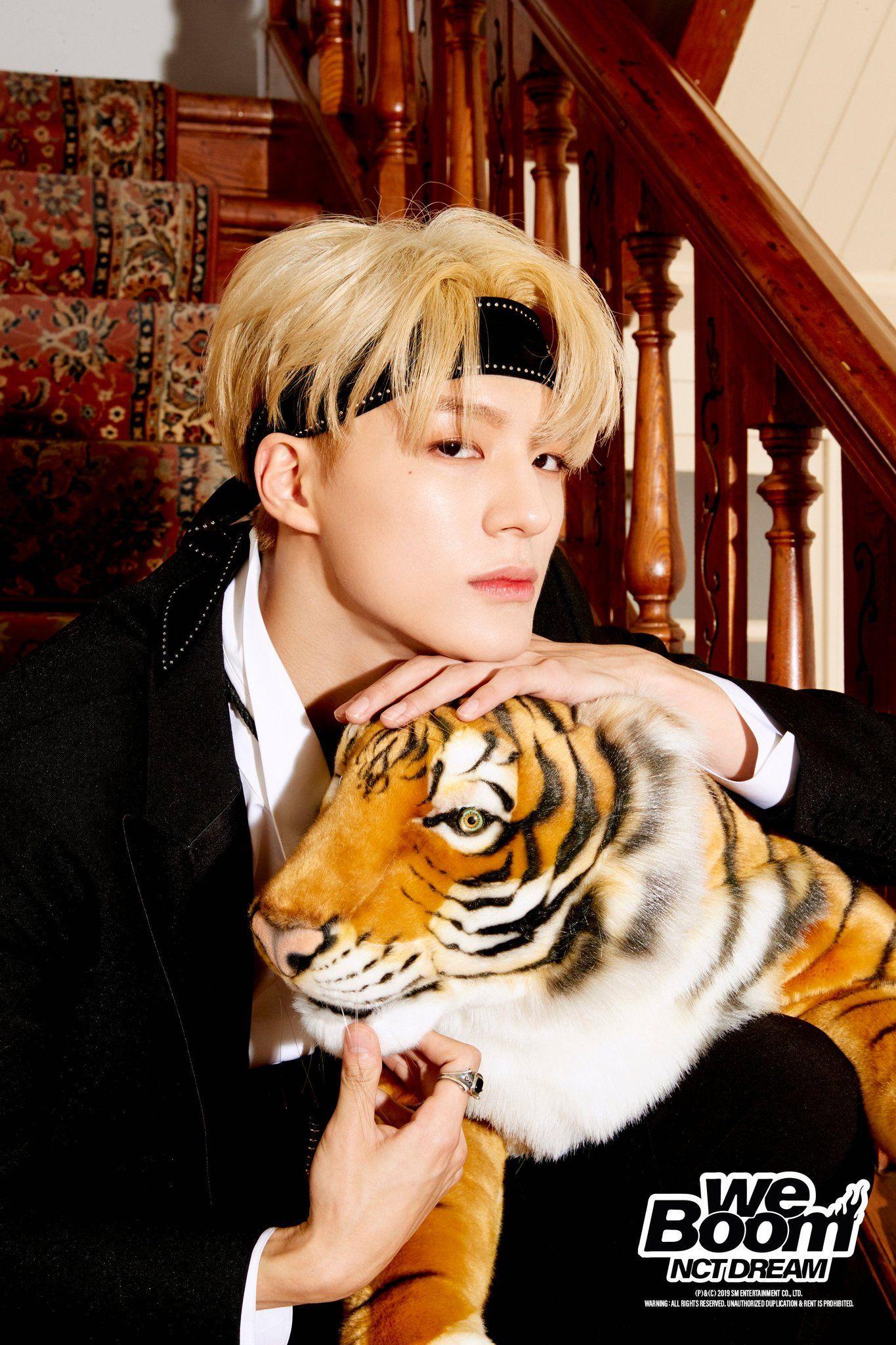 1365x2048 NCT Dream's Jeno & Jaemin features in latest image