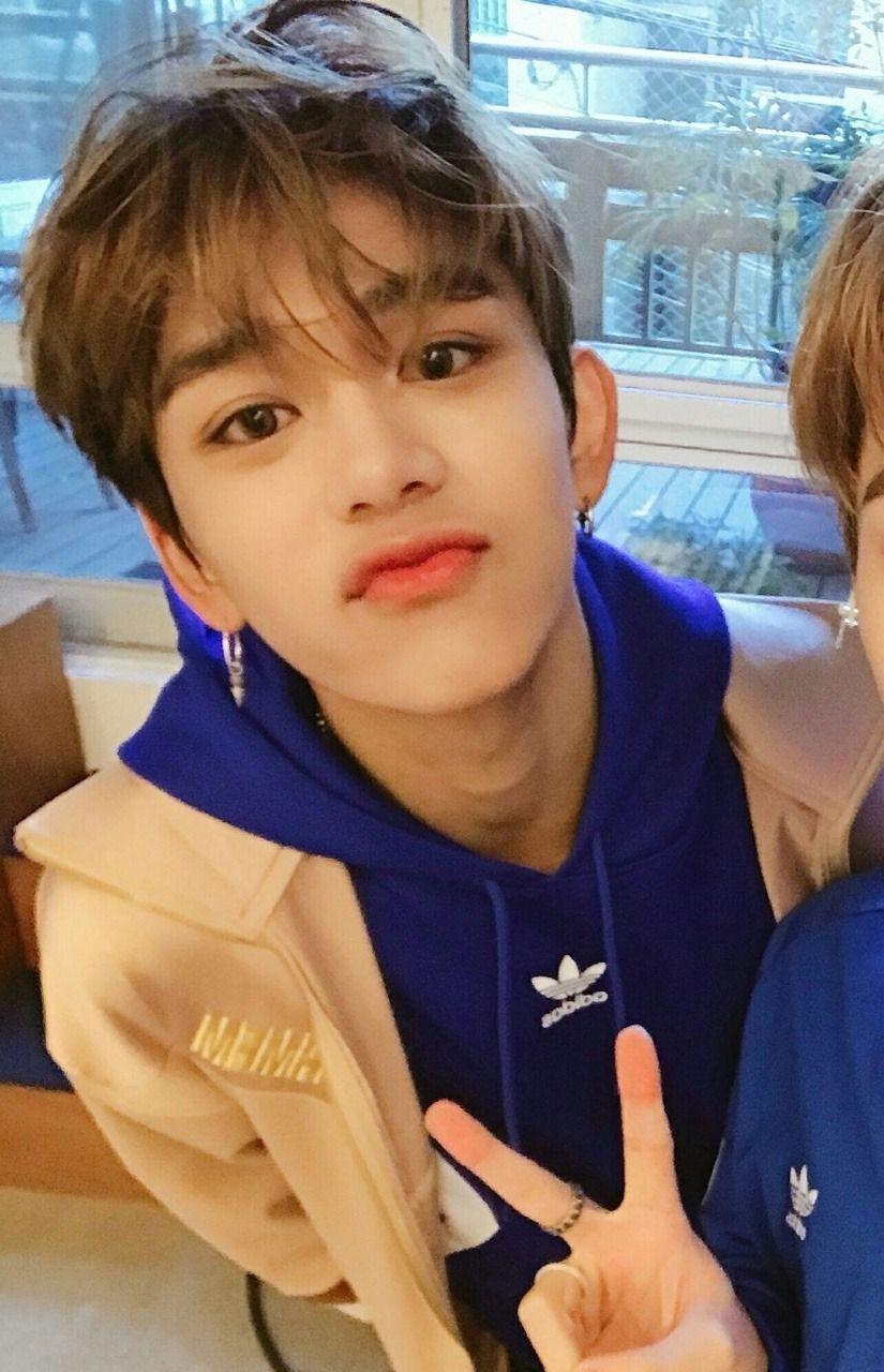 825x1280 Hello Everyone