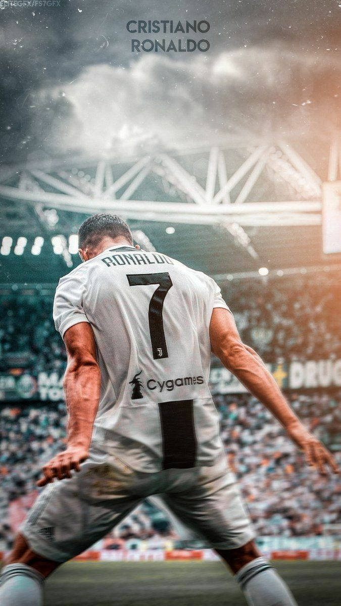 675x1200 Cristiano Ronaldo Portugal Wallpaper