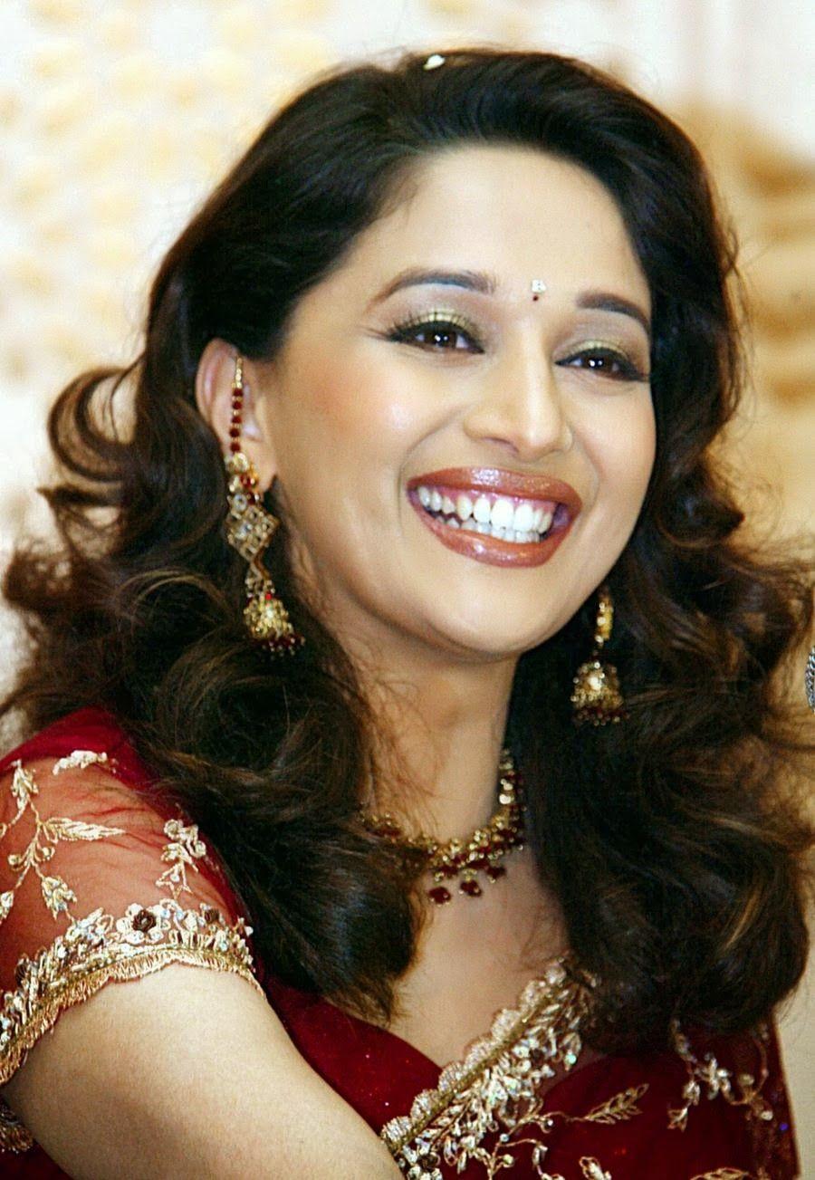 Madhuri Dixit HD Wallpapers - Top Free Madhuri Dixit HD ...