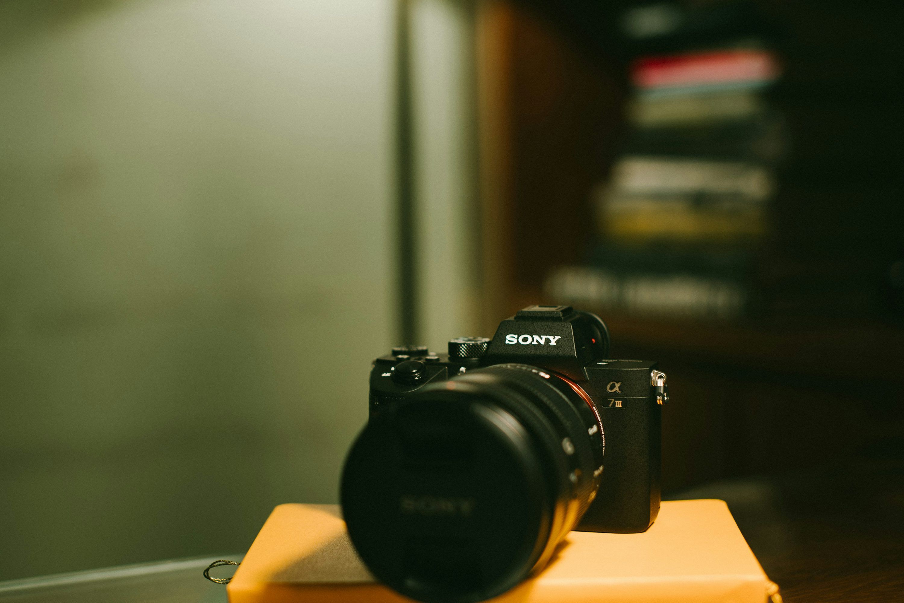 3000x2001 Black Sony DSLR camera photo