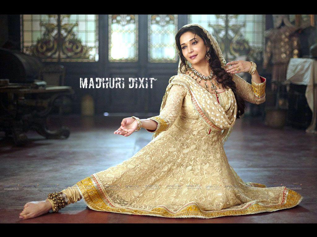 1024x768 Madhuri Dixit HD Wallpaper. Latest Madhuri Dixit