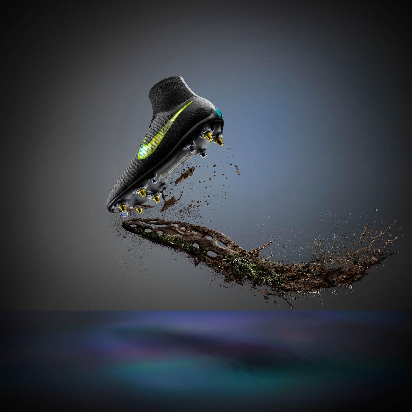 1600x1600 Nike Boot Wallpaper