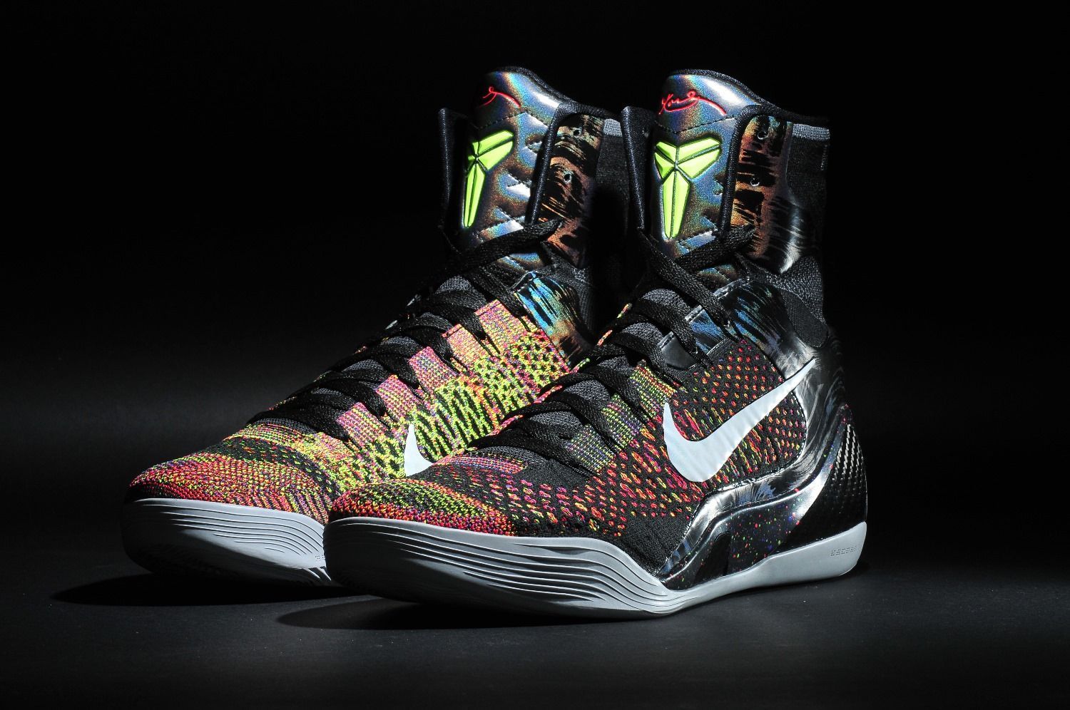 1500x996 Mobile wallpaper: Nike, Sneakers, Boots