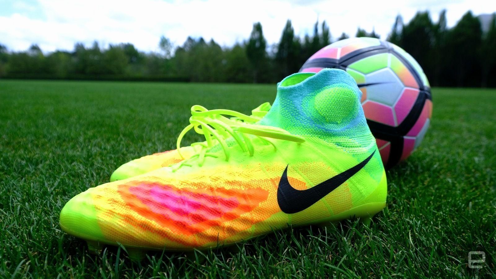 1600x900 Nike Football Boots 2021 Wallpaper