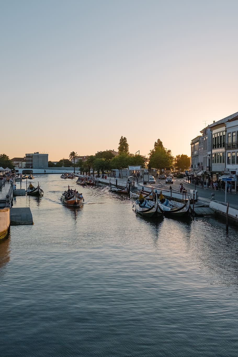 910x1365 City aveiro 1080P, 2K, 4K, 5K HD