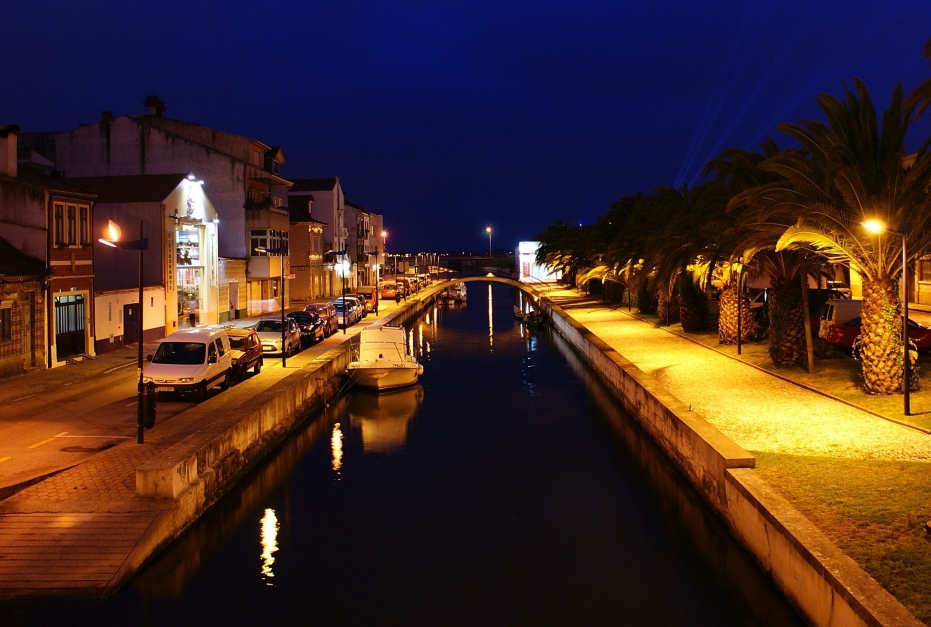 1920x1294 Noturno Man Made Aveiro HD Wallpaper