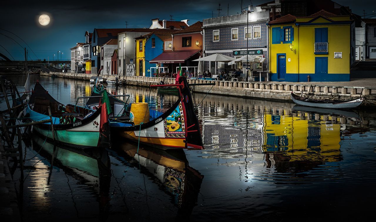1280x757 Picture Portugal Aveiro Canal Boats