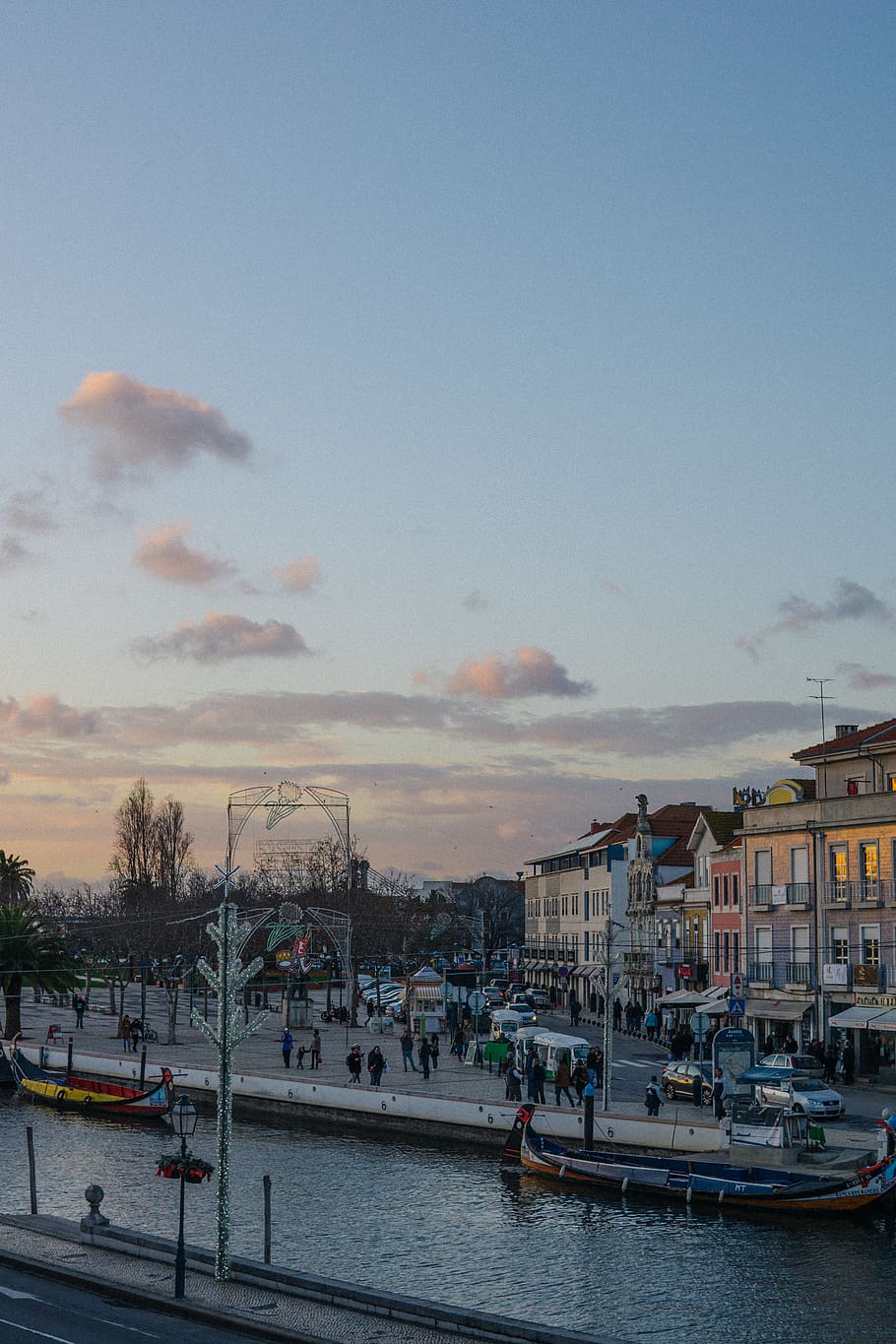 910x1365 Aveiro, Portugal 1080P, 2K, 4K, 5K HD