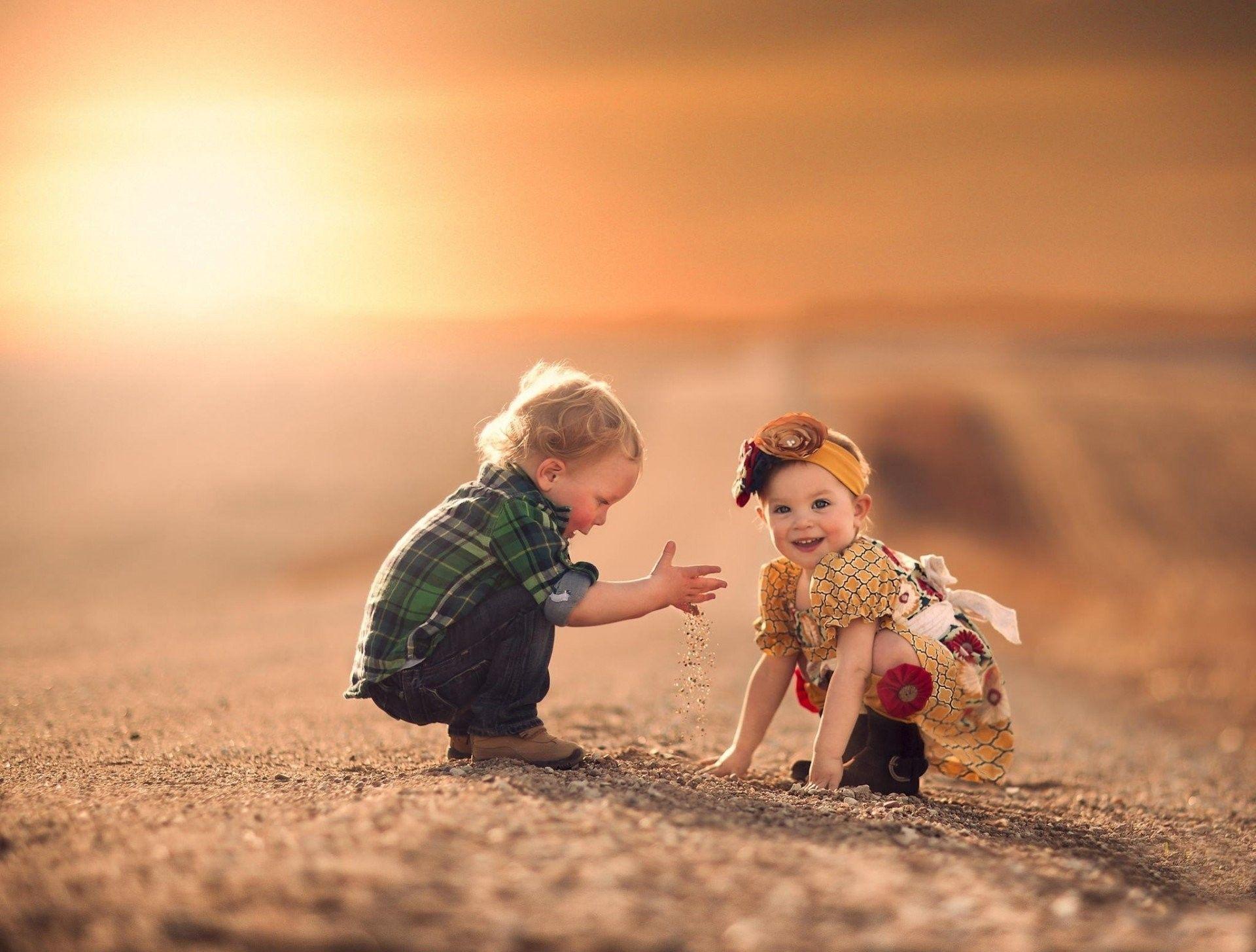 1920x1455 Boy and Girl Wallpaper