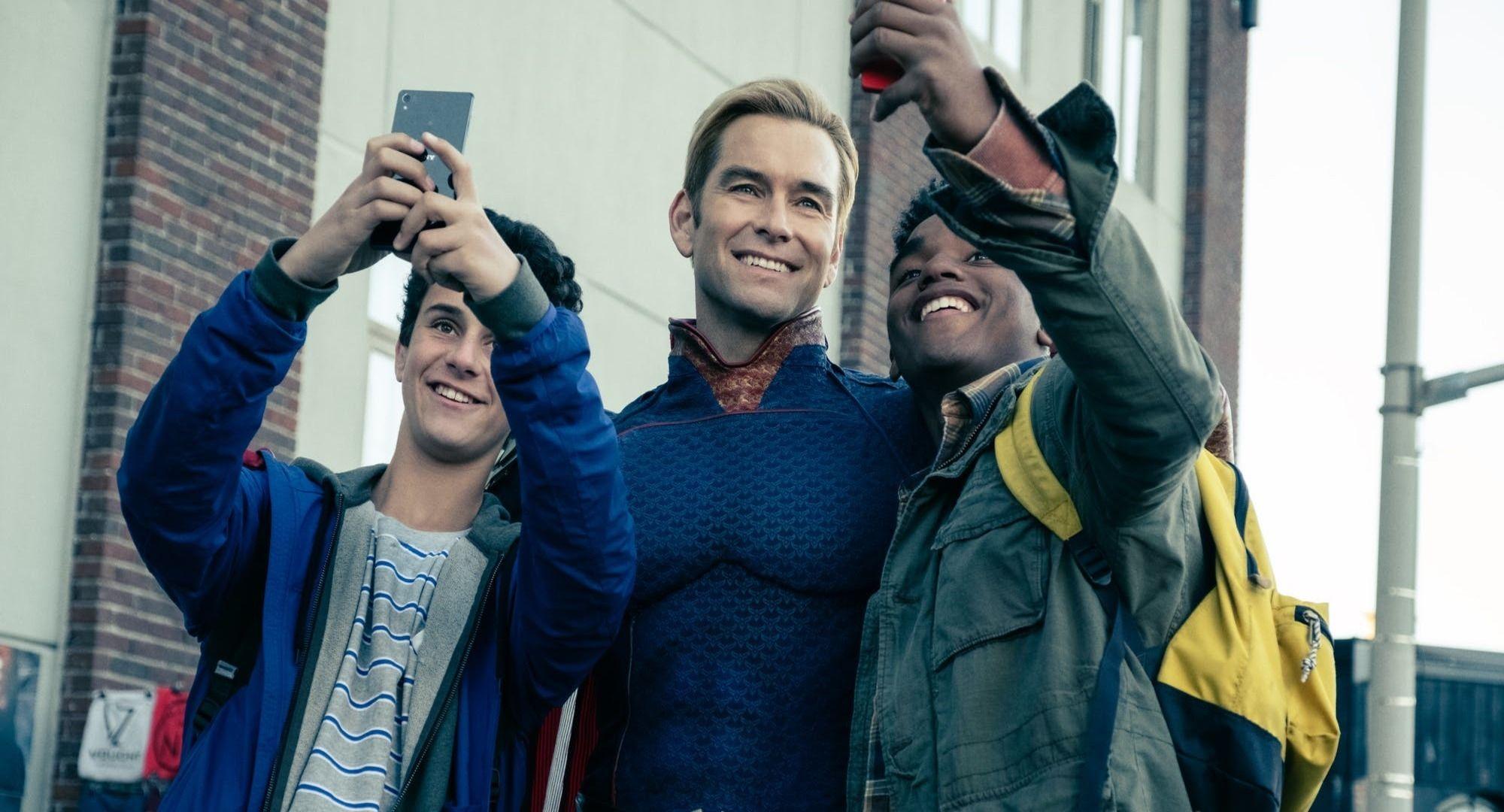 2000x1080 Antony Starr As Homelander In The Boys Wallpaper, HD TV Series 4K