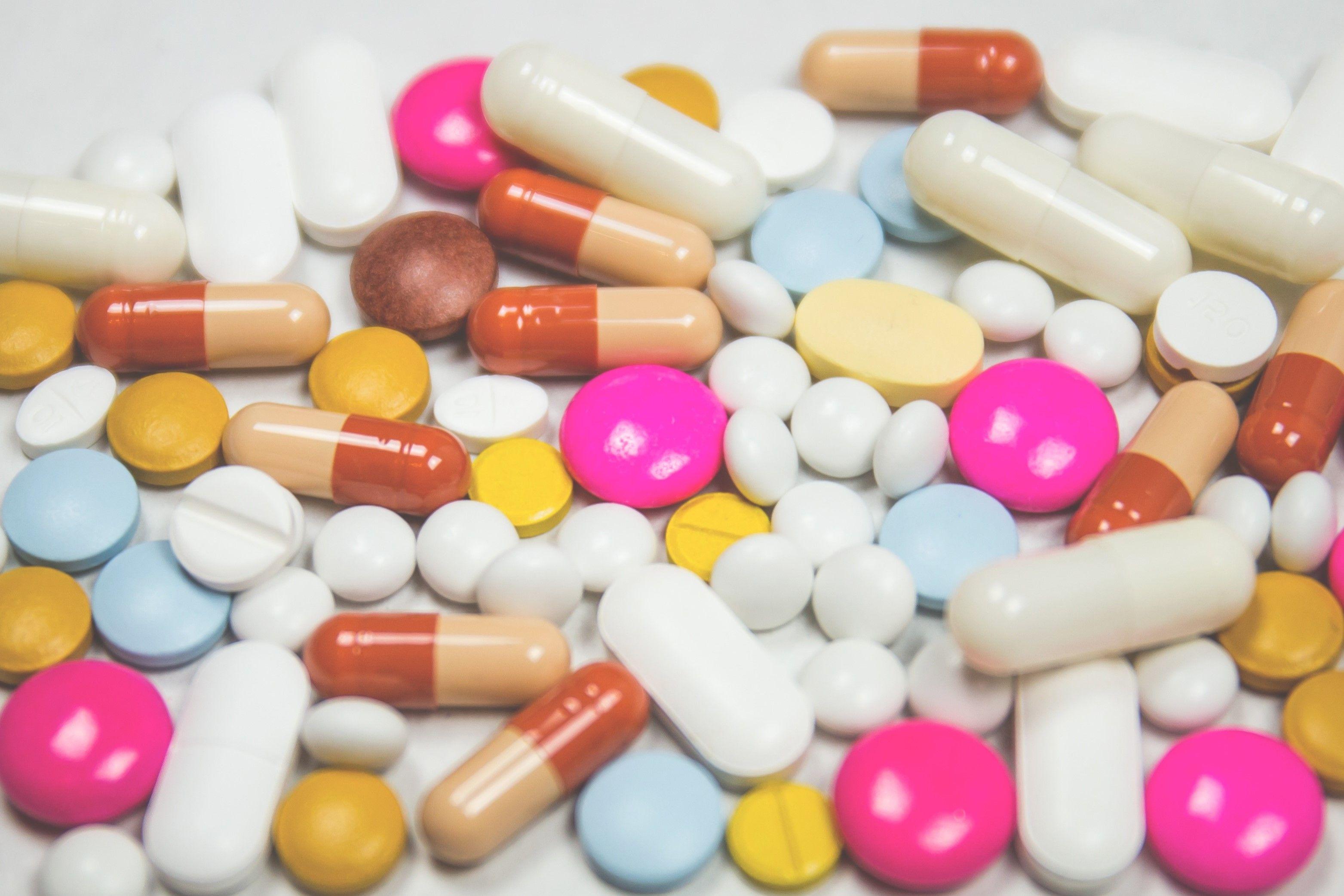3126x2084 Pills Medicine Medication Medical Wallpaper