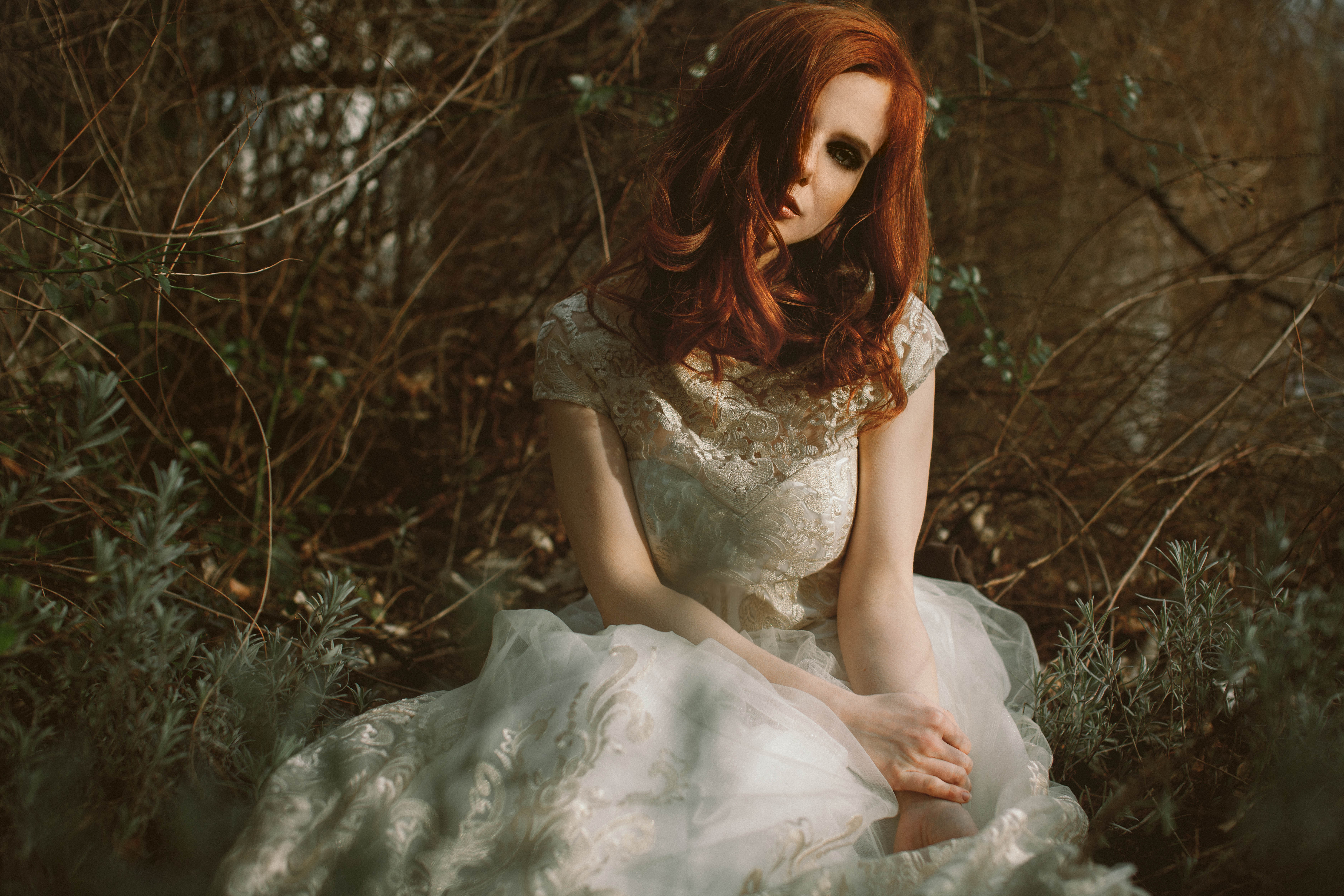 7000x4667 Download Model Outdoor Redhead Wedding