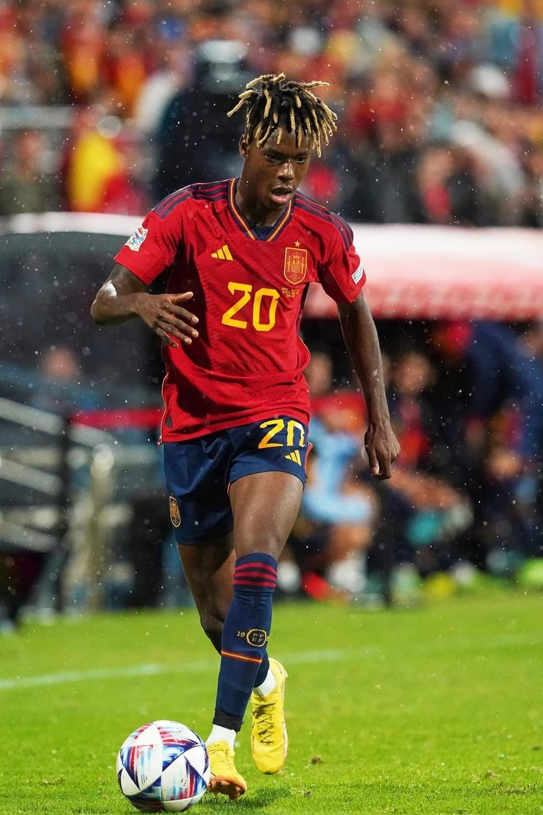 1080x1619 Nico Williams spain