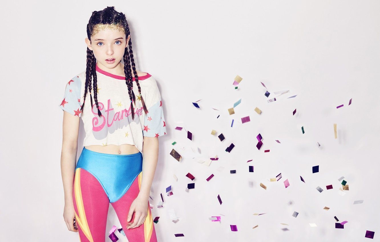 1332x850 Leotard Wallpaper