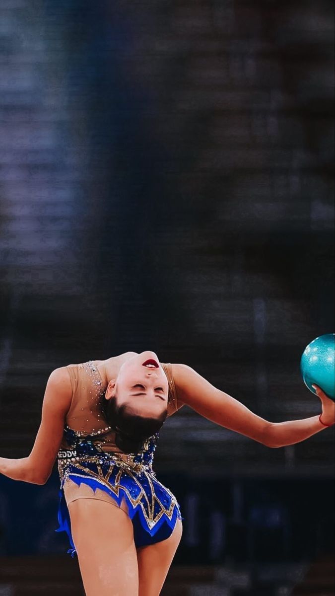 675x1200 Rhythmic Gymnastics Wallpaper