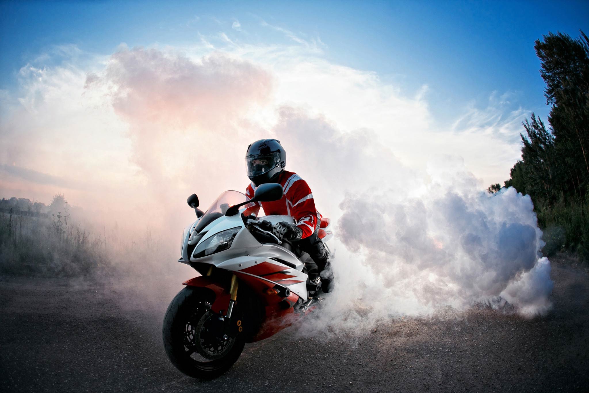 2048x1365 Motorcycle Battery Care in Cold Weather