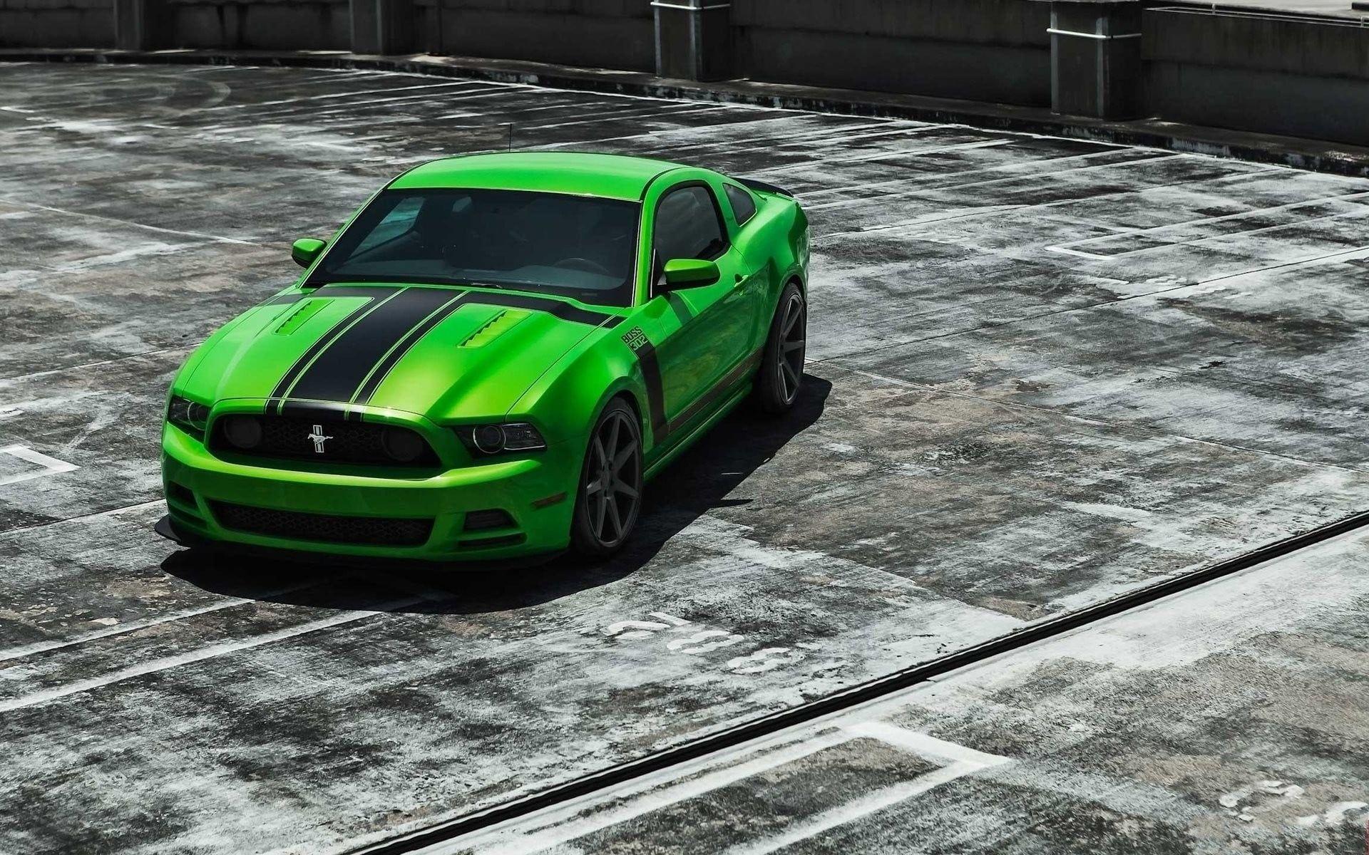 Машина на зеленом фоне для гачи. Ford Mustang Green. Форд Мустанг салатовый. Форд Мустанг зеленый на гоночной. Зеленый Мустанг HD.