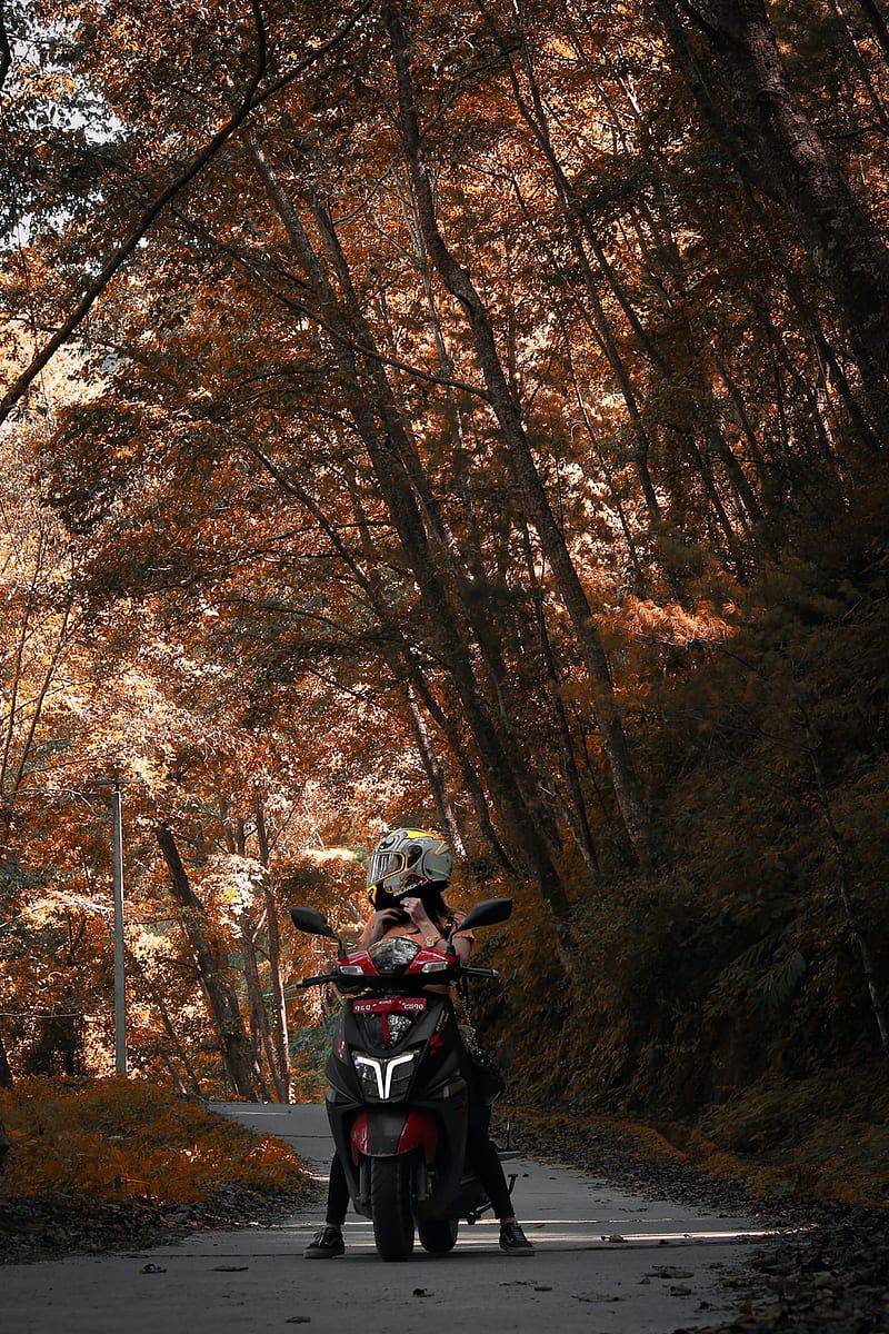 800x1200 Motorcycle, helmet, bike, girl, alley