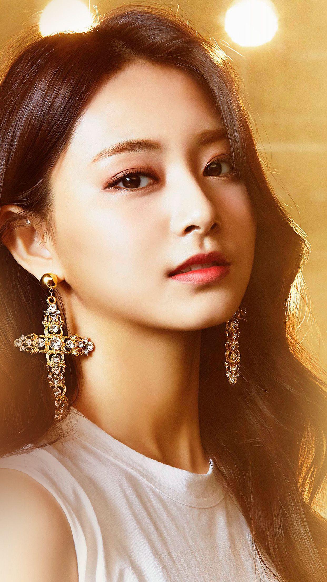 1242x2208 iPhone wallpaper. girl kpop tzuyu